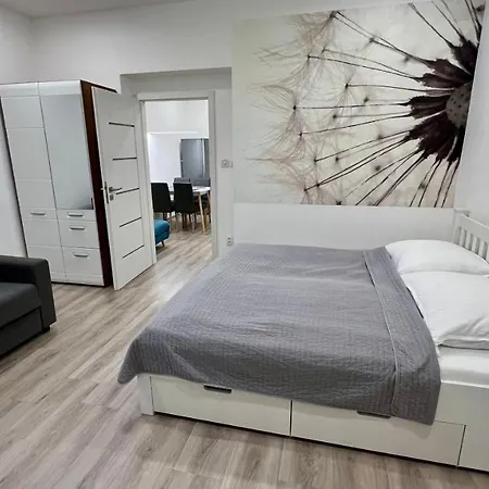 Ella * Mariánské Lázně